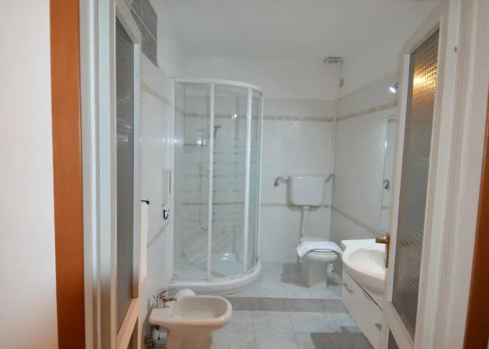 Da Leo Bed and Breakfast Πίζα